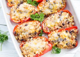 طريقة عمل الفلفل بحشوة الفطر