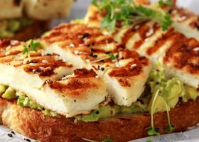 طريقة عمل توست حلوم