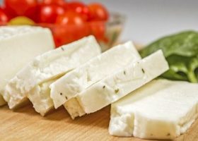 طريقة عمل جبن حلوم قليل الدسم