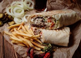 طريقة عمل شاورما على الجمر