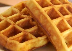 طريقة عمل عجينة الوافل