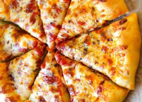 طريقة عمل بيتزا سميكة