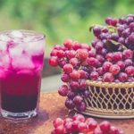 طريقة عمل عصير العنب والتوت