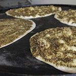 طريقة عمل مناقيش بالتورتيلا