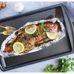 طريقة عمل سمك مشوي بالقصدير