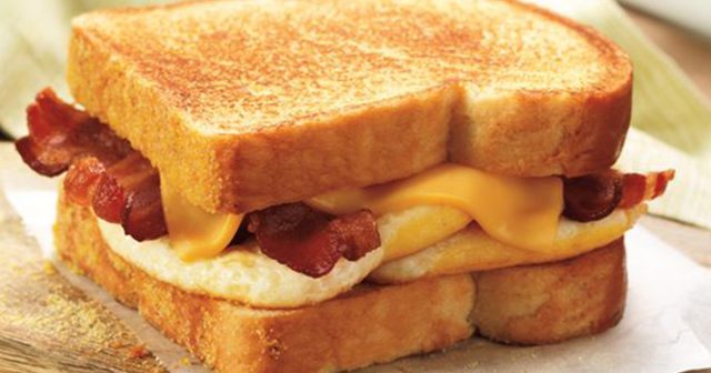 طريقة عمل توست دانكن