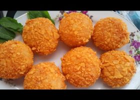 طريقة عمل بطاطس مقرمشة بالشعيرية