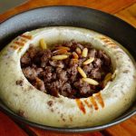 طريقة عمل الحمص بالطحينة مع اللحم