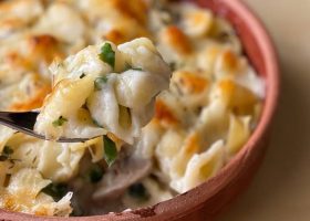 طريقة عمل باستا السبانخ بالفطر بالفرن