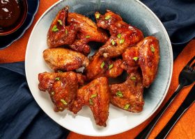 طريقة عمل أجنحة دجاج بوفالو