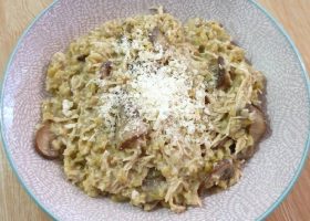 طريقة عمل فريكة روزيتو بالهليون وجبن البارميزان