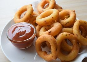 طريقة عمل حلقات البطاطس بالجبن