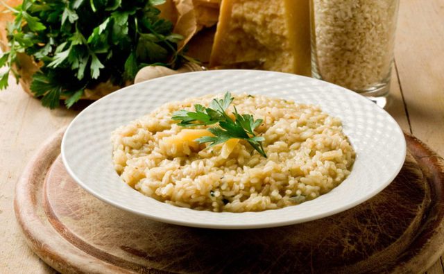 طريقة عمل روزيتو بالليمون والهليون