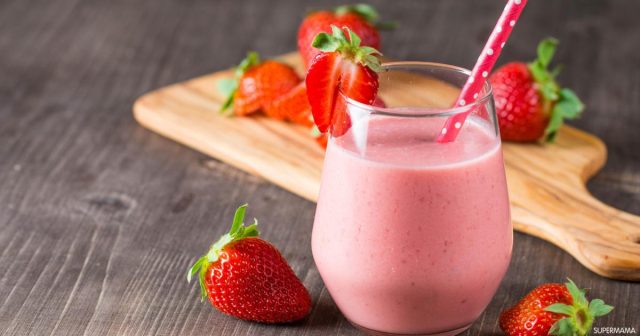 طريقة عمل سموثي الفراولة مع جوز الهند