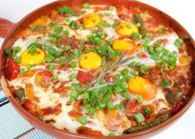 طريقة عمل الشكشوكة الليبية