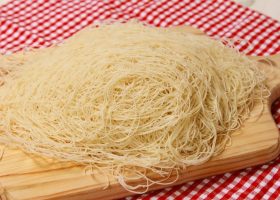 طريقة عمل عجينة كنافة