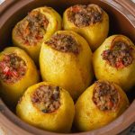 طريقة عمل محشي البطاطس بالأرز
