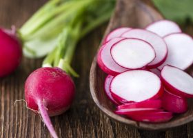 طريقة عمل فجل مخلل