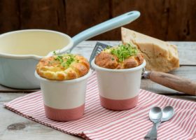 طريقة عمل السوفليه المالح بالشيدروالبارميزان