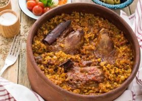 طريقة عمل طاجن اللحم بالفريك