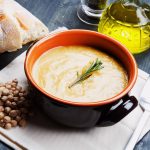 طريقة عمل شوربة الحمص المهروس بالجبن