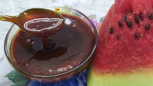 طريقة عمل عسل البطيخ الأحمر
