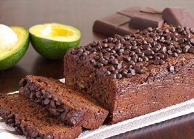 طريقة عمل كيك بحبيبات الشوكولاتة