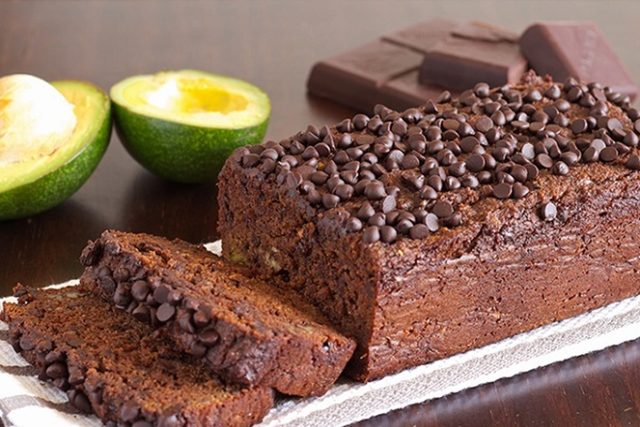 طريقة عمل كيك بحبيبات الشوكولاتة