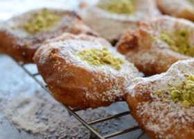 طريقة عمل التمرية بالطحين