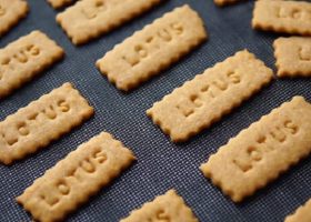 طريقة عمل بسكويت اللوتس