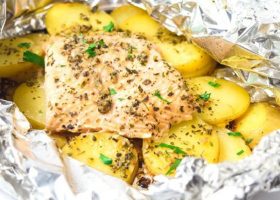 طريقة عمل صينية سمك فيليه بالبطاطس