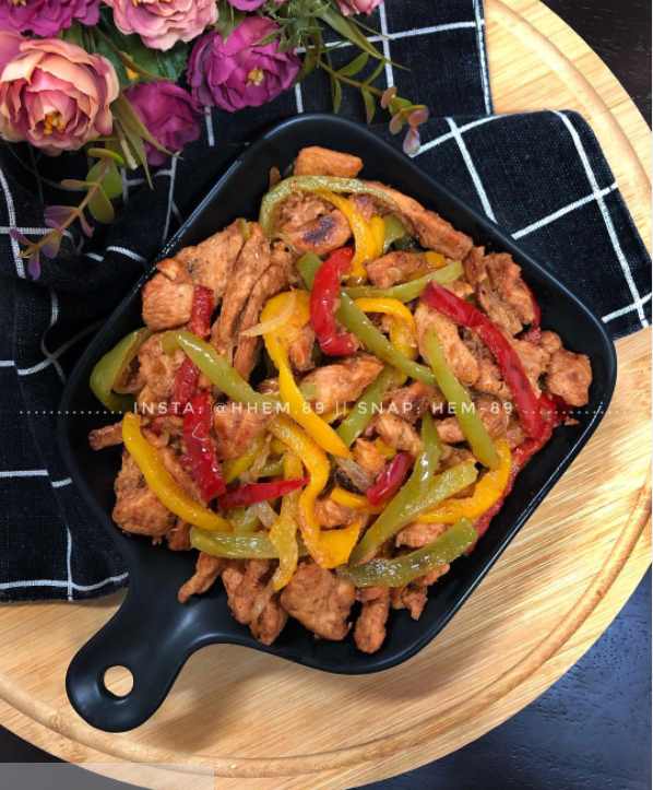 طريقة عمل فاهيتا الدجاج بالمشروم