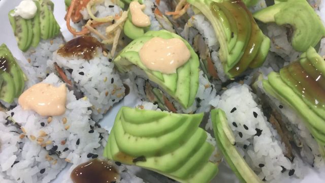 طريقة عمل صوص السوشي الأخضر