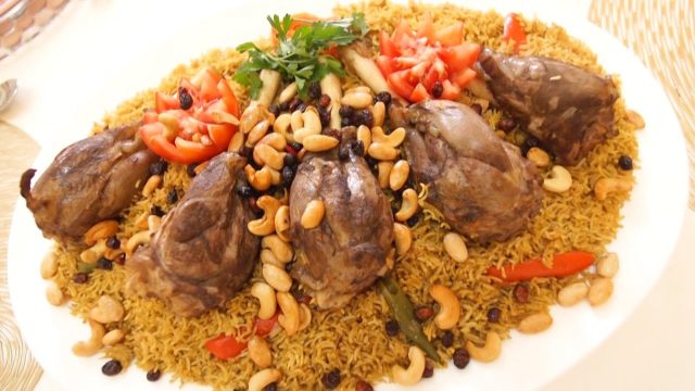 طريقة عمل كبسة اللحم بالموزة