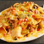 طريقة عمل ناتشوز الجبن والهالبينو
