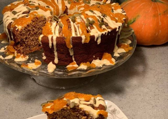 طريقة عمل كيكة القرع بجوز الهند