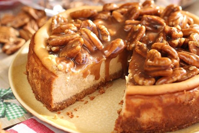 طريقة عمل تشيز كيك بيكان