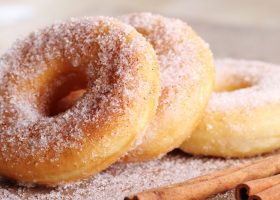 طريقة عمل دونات هشة مثل القطن بدون بيض