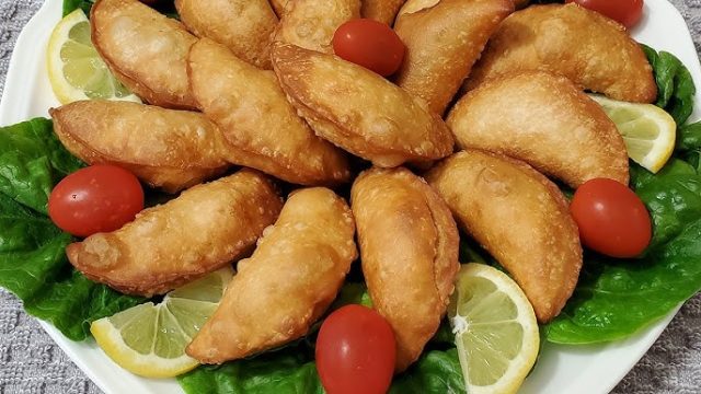 طريقة عمل عجينة السمبوسك المقلي