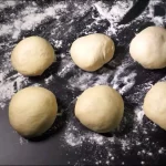طريقة عمل معجنات سهلة للفطور
