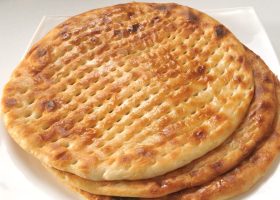 طريقة عمل خبز التميس السعودي بالزبدة