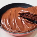 طريقة عمل كيك المقلاة السريع