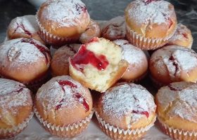 طريقة عمل كيكة محشية بالمربى