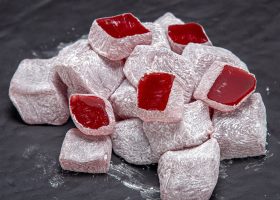 طريقة عمل حلقوم تركي بالرمان