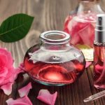 فوائد ماء الورد والليمون للوجه