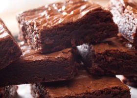 طريقة عمل براونيز سهل