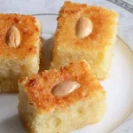طريقة عمل الهريسة بالسميد