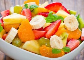 طريقة عمل سلطة الفواكه مثل المطاعم