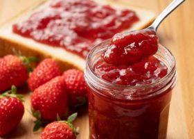 طريقة عمل مربى فراولة بدون سكر