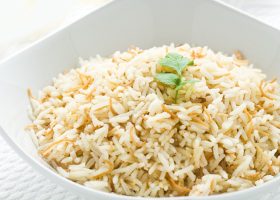 طريقة عمل عيش شعيرية